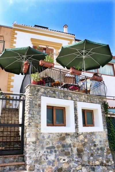 سان نيكولا أرسيلا La Casa Di Ivana المظهر الخارجي الصورة